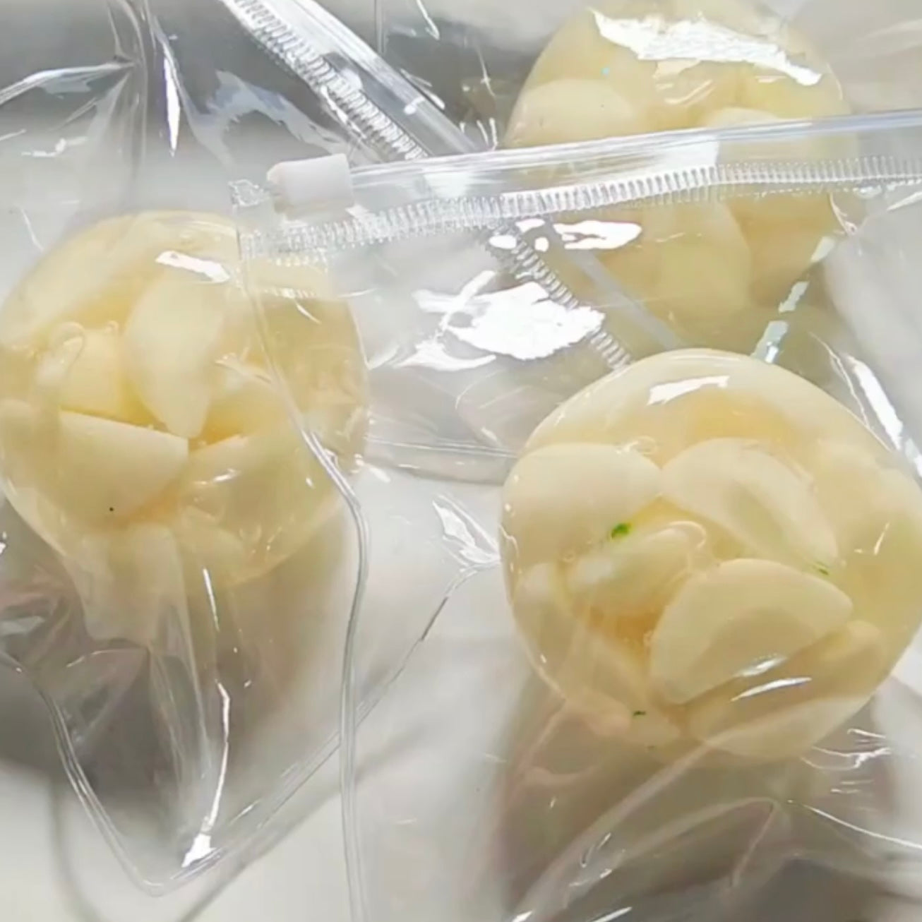 Garlic Stress Ball Fidget Toy 🧄 - Charming Cheese