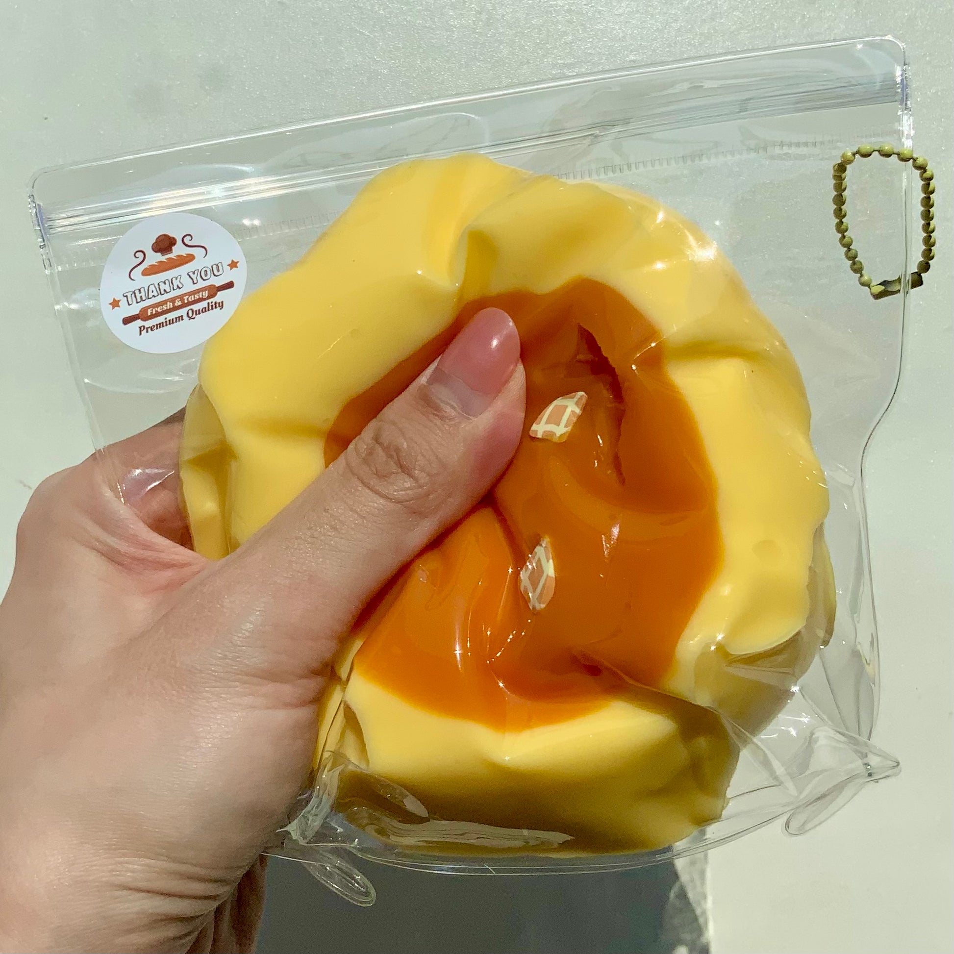 Giant caramel pudding water-like texture taba squishy toy (240g) - Charming Cheese