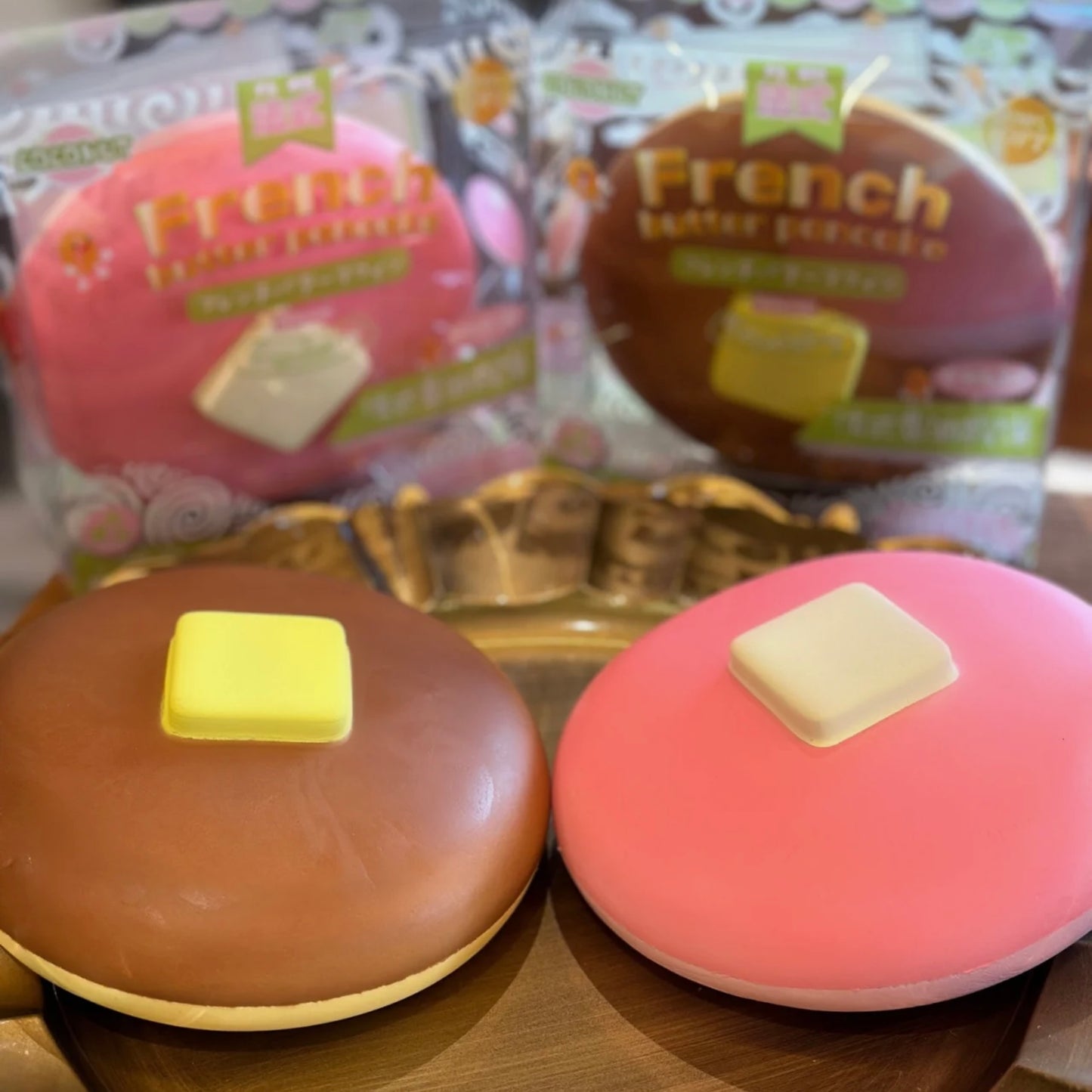 Chocolate Cranberry French-style Large Muffin Slow Rising Squishy Toy - Charming Cheese