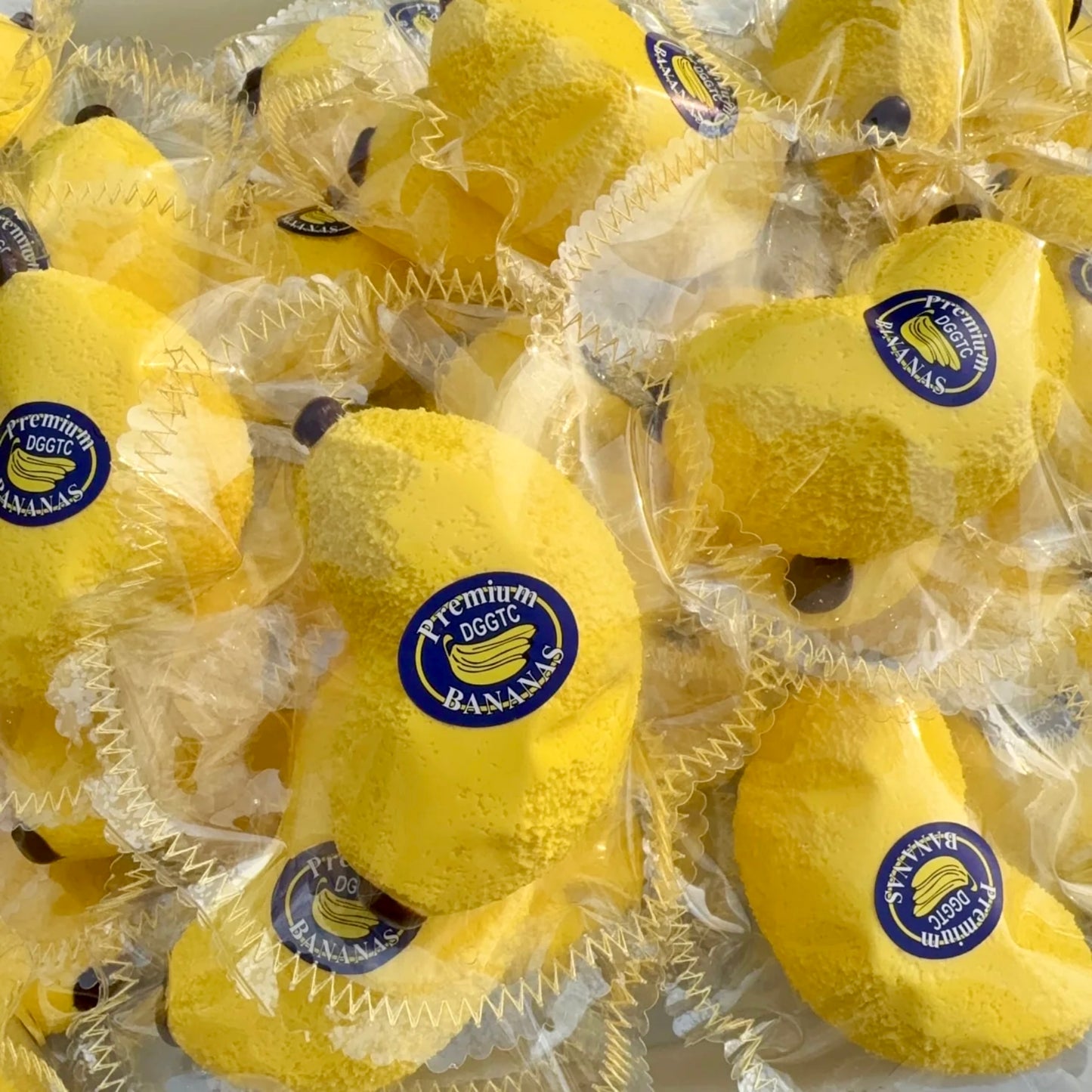 Stitched-edge cute banana taba squishy toy