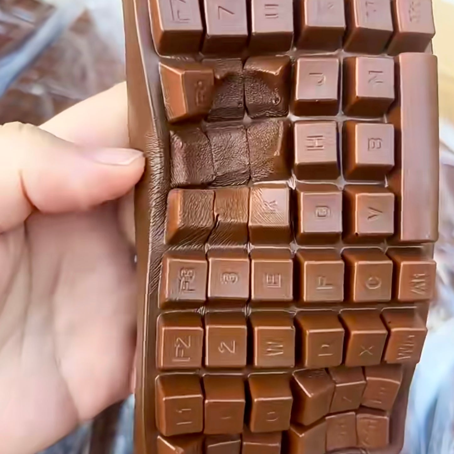 Chocolate keyboard slow rising squishy toy - Charming Cheese