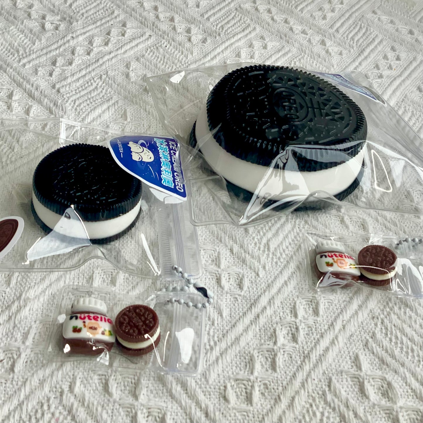 Various colors Oreo taba squishy toy - Charming Cheese