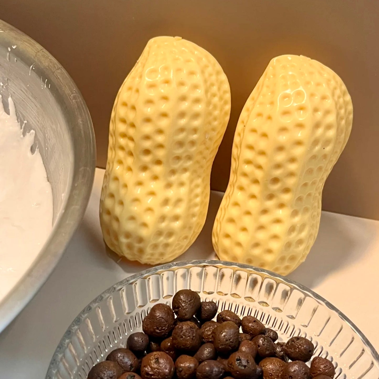 Crispy puffy giant peanut stress ball fidget toy 🥜