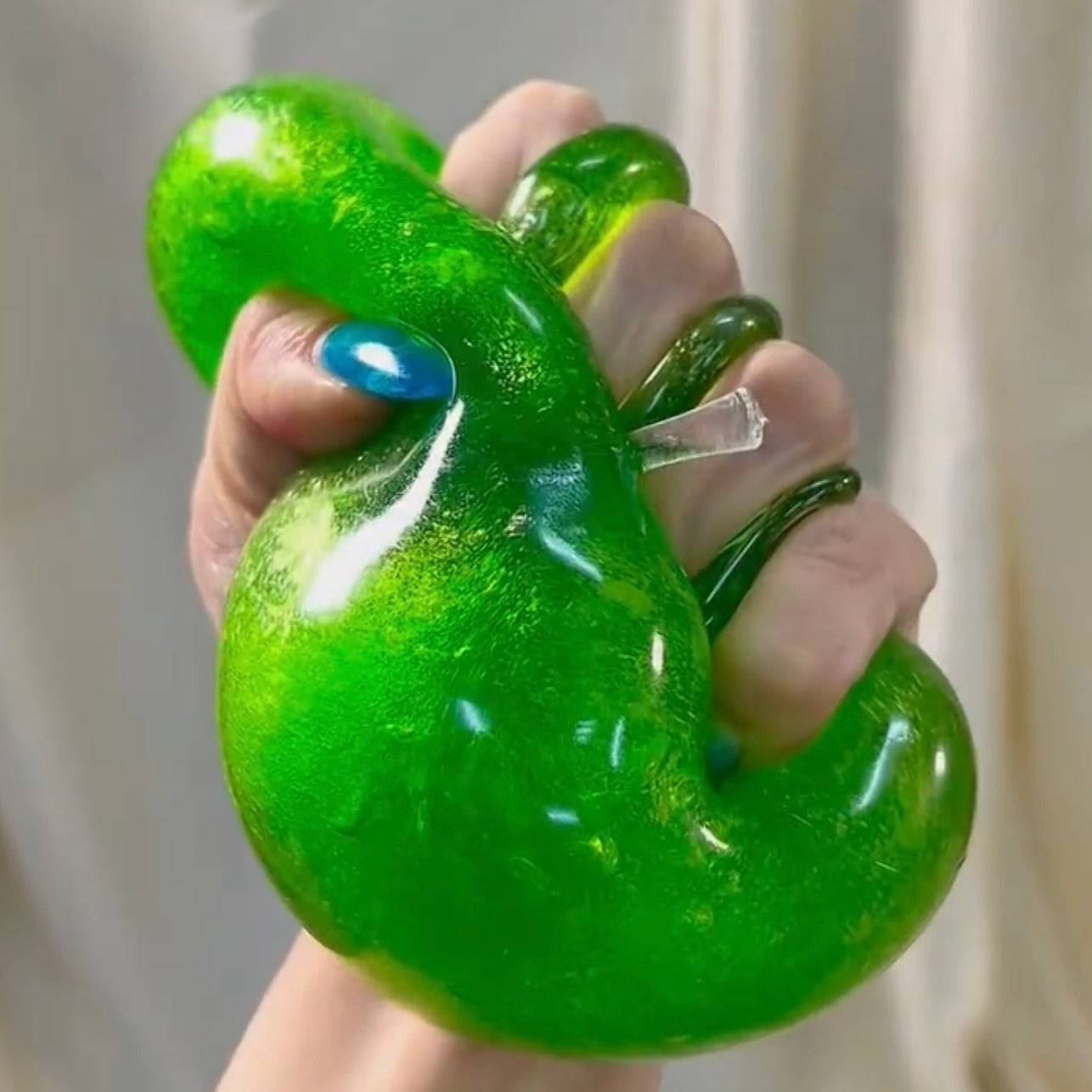 Formable red / golden creamy texture big apple 🍎 stress ball - Charming Cheese