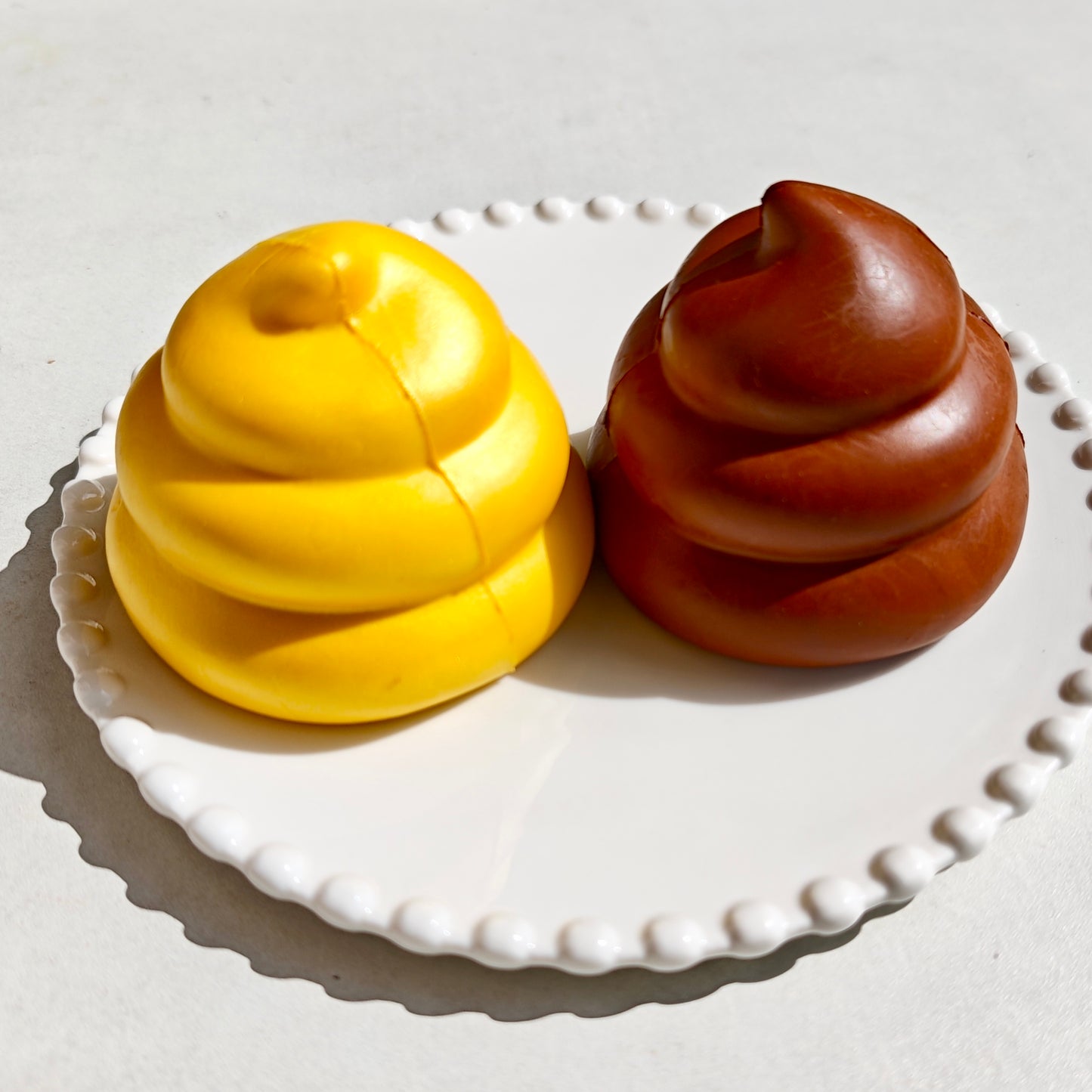 Cute Gold & Chocolate Poop Stress Relief Slow-rising Squishy - Charming Cheese