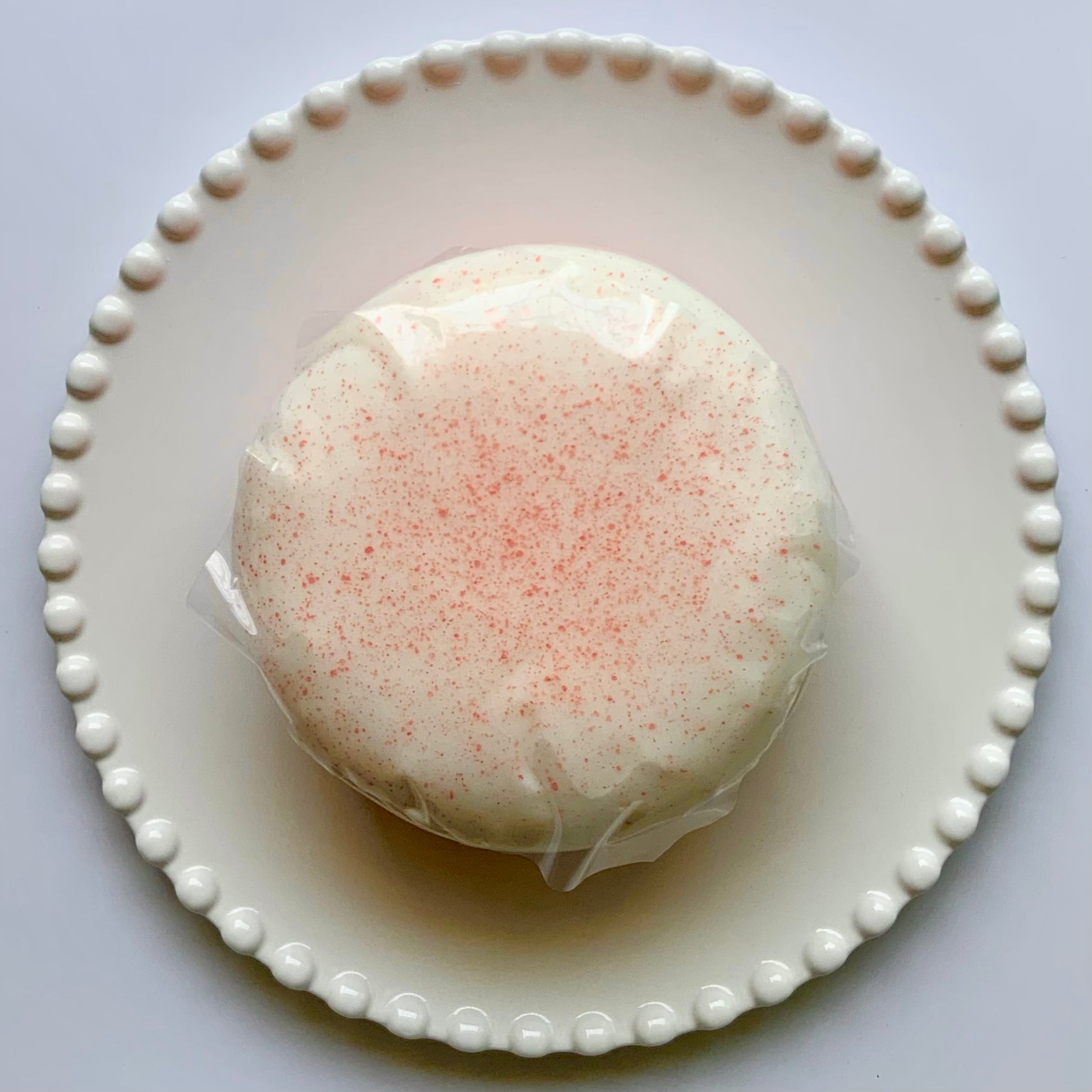 White peach cake roll & Oreo chocolate cake basque sticky slow rising squishy toy - Charming Cheese