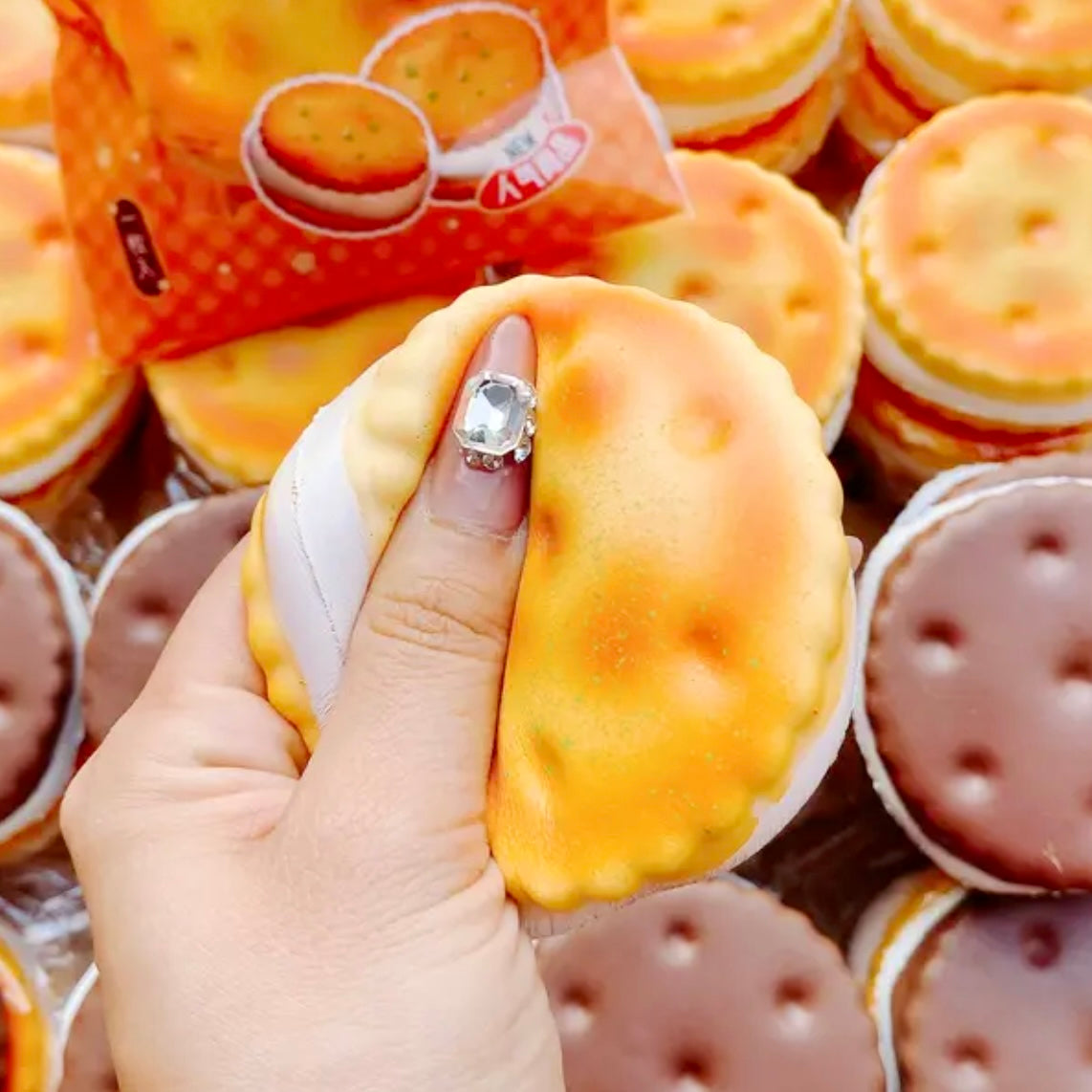 Orange Nougat Biscuit Sandwich Slow-rising Squishy Toy 🍪