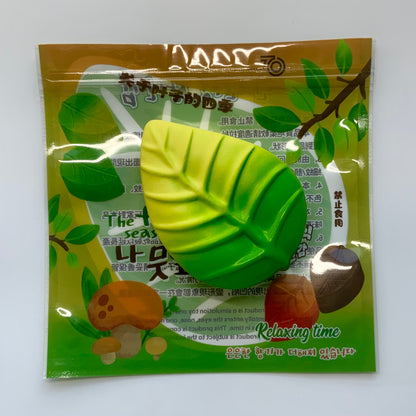 Spring Green Leaf Slow-rising Squishy Toy