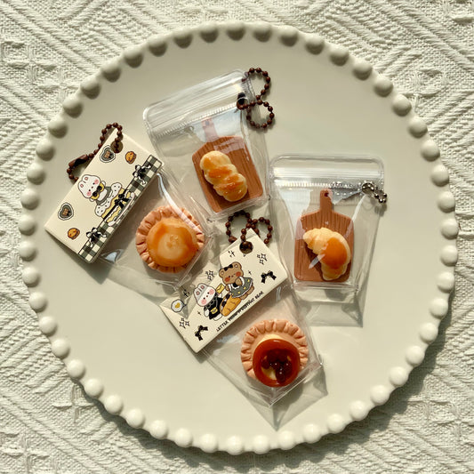 Mini freshly baked bread dessert taba squishy toy pendant