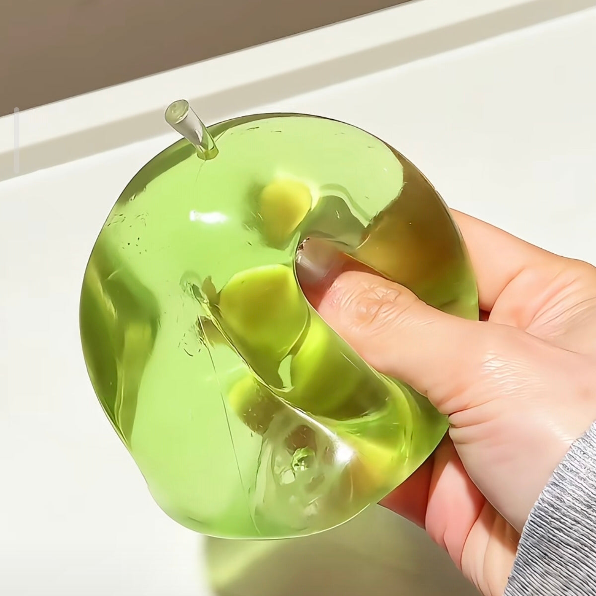 Formable Crystal Red /Green /Blue Creamy Texture Big Apple 🍎 Vaseline Stress Ball (7.5cm) - Charming Cheese