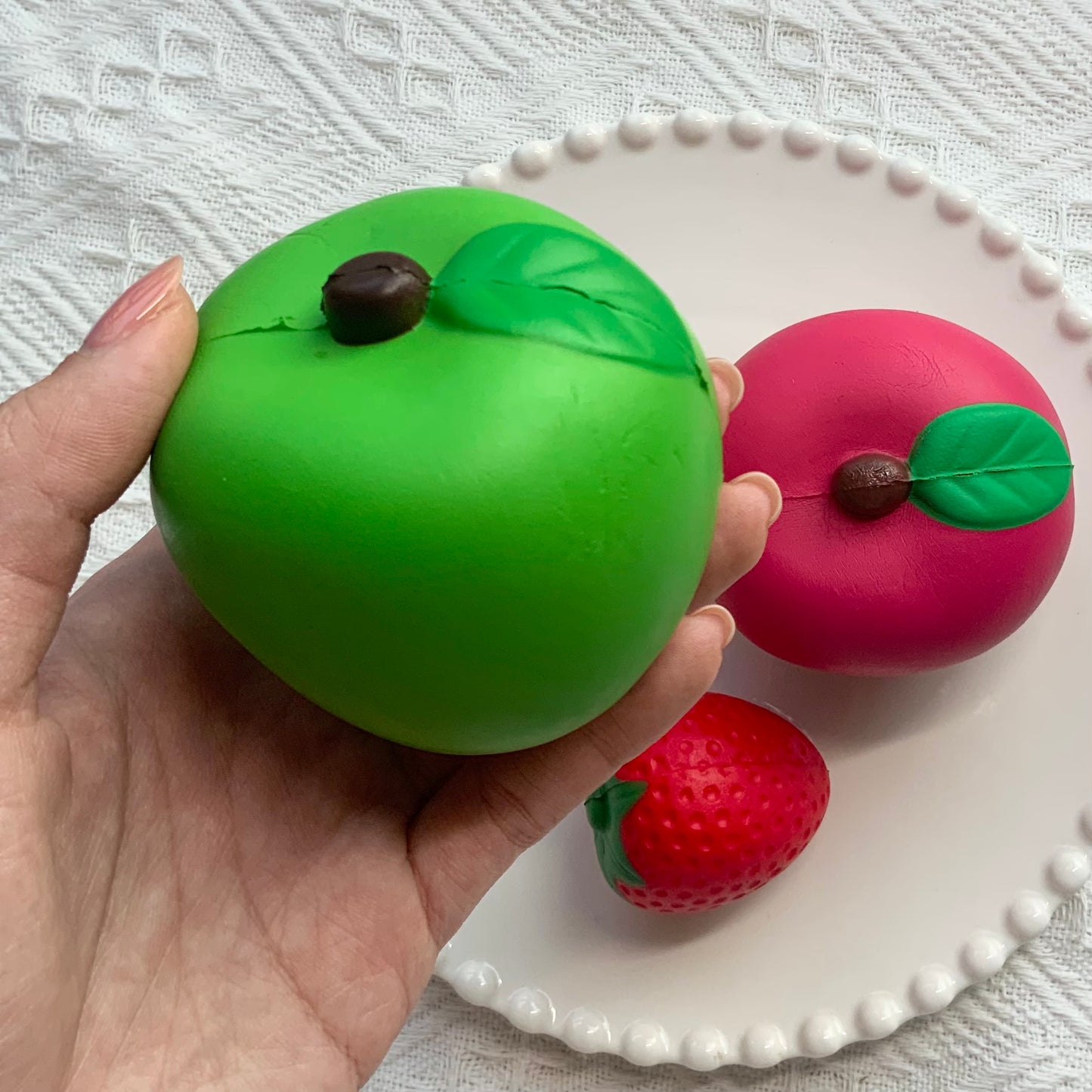 Green Red Apple Strawberry Slow Rising Squishy Toy