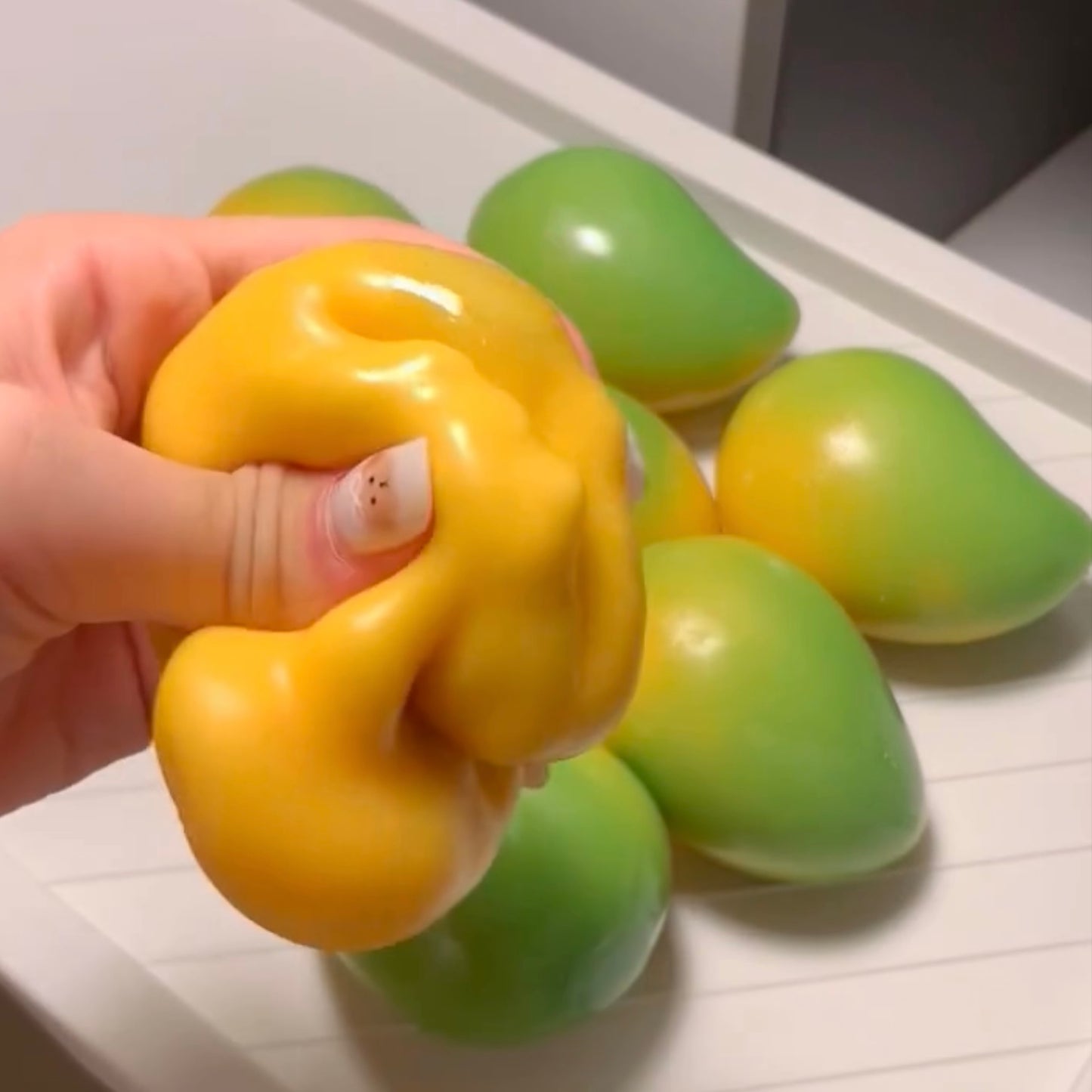 Crispy Yellow-green Color-changing Mango Handmade Stress Ball (55g)