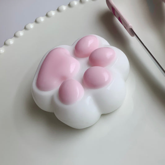 Classic cat paw taba squishy toy - Charming Cheese