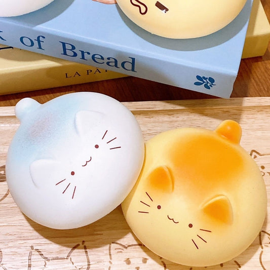 Round-faced Smiling Cat Slow-rising Squishy Toy