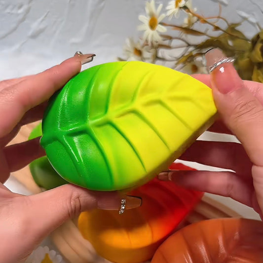 Four seasons leaf colorful slow rising squishy - Charming Cheese