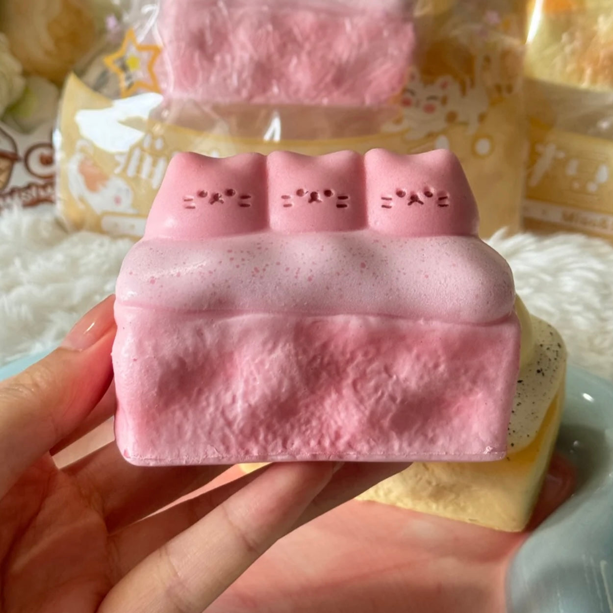 Cat soybean milk box slow rising squishy toy