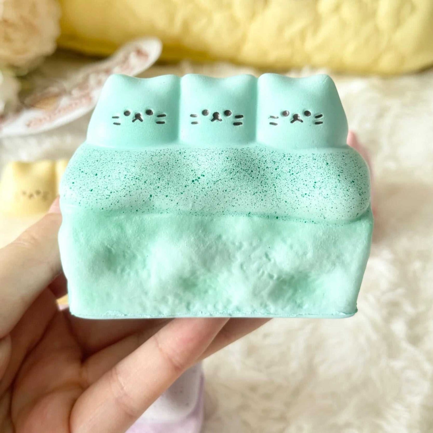 Cat soybean milk box slow rising squishy toy