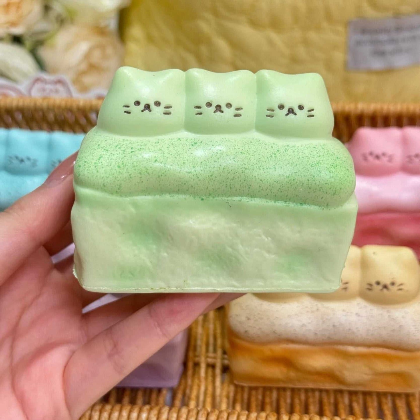 Cat soybean milk box slow rising squishy toy