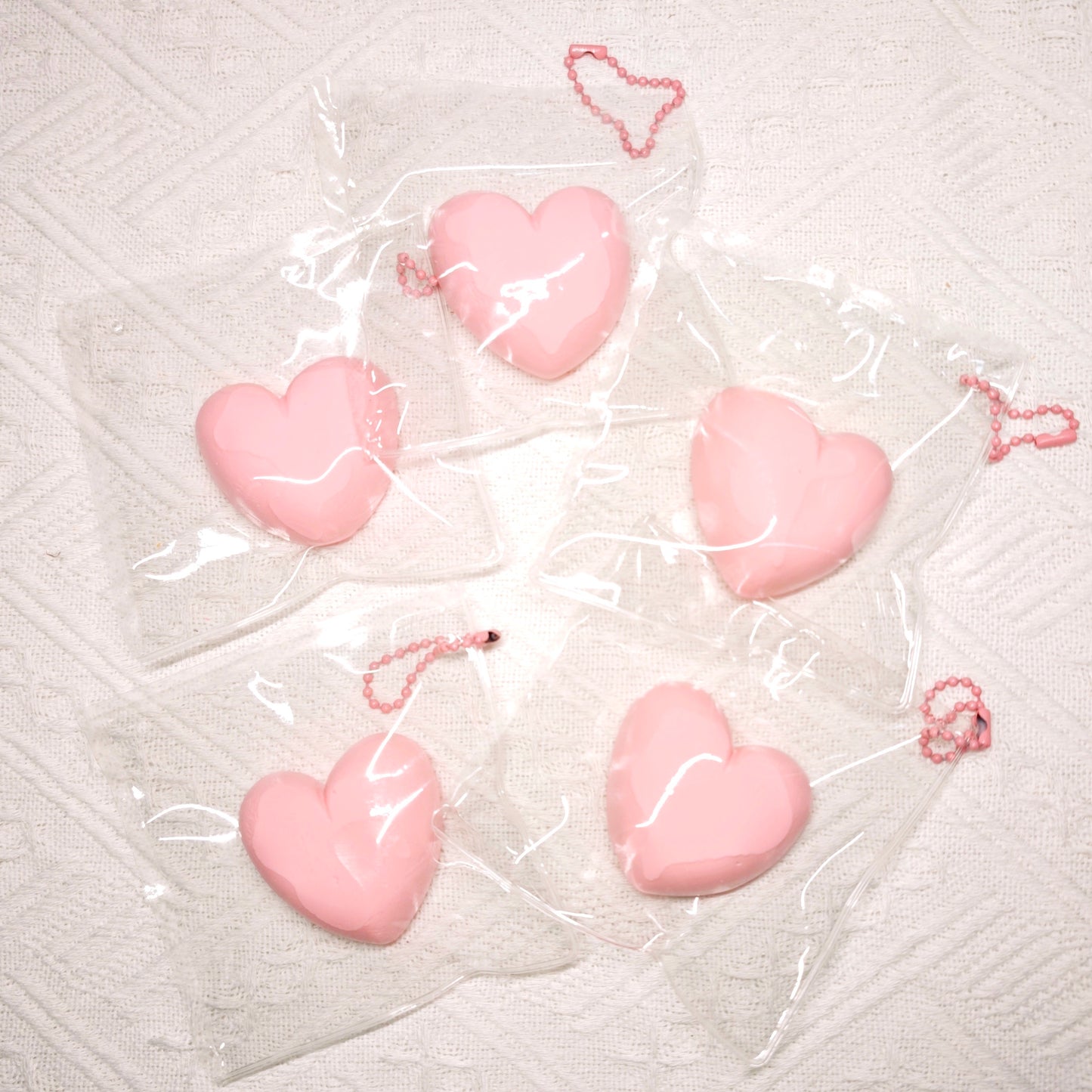 Clay-like texture pink heart taba squishy pendant