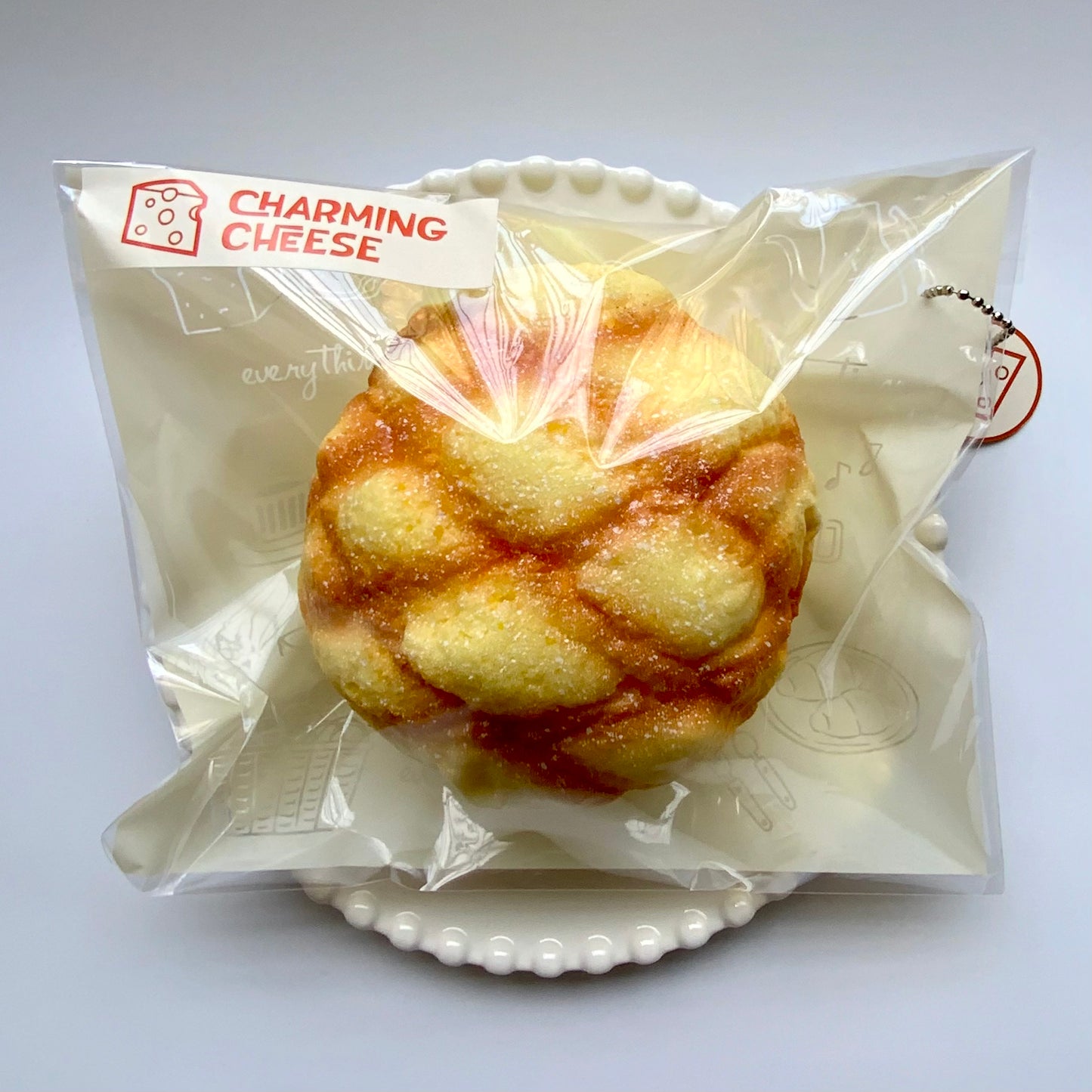 Pineapple bun slow rising squishy toy - Charming Cheese